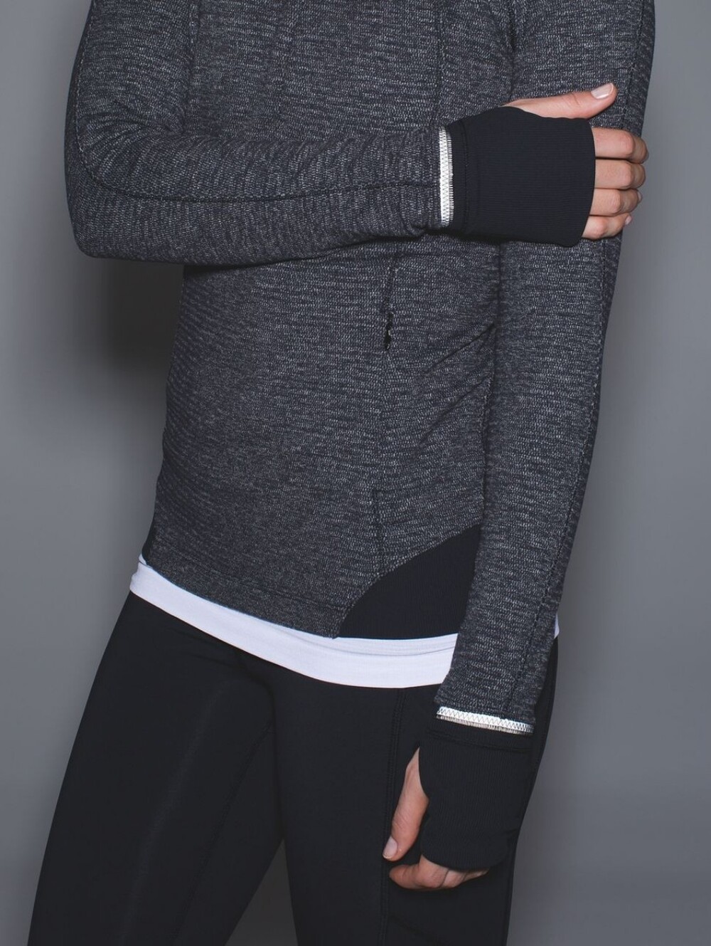 Lululemon Runderful 1/2 Zip - Picture 5 of 14